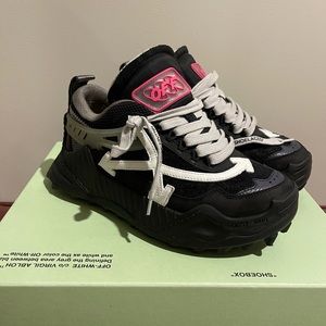 Off-White Odsy 1000 Shoe (Size 36)
